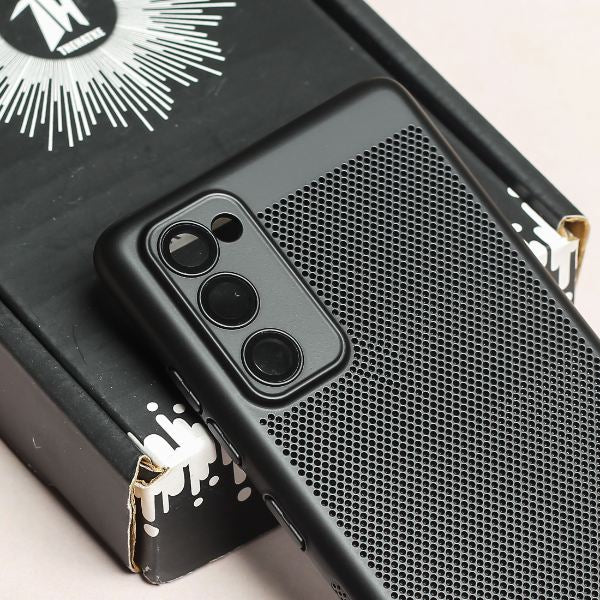 BREATHING BLACK Silicone Case for Samsung S20 FE - The Hatke