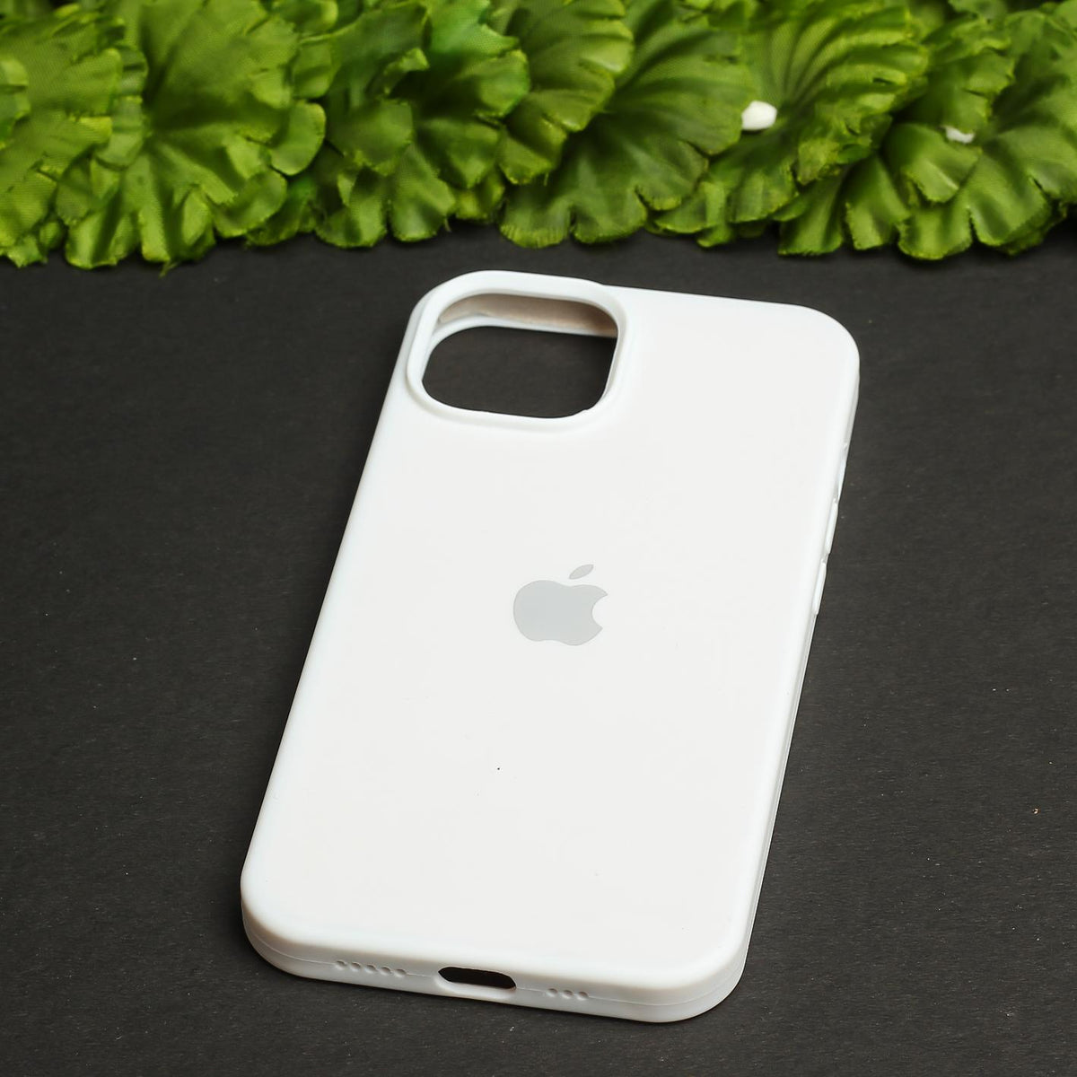 White Original Silicone case for Apple iphone 13 – The Hatke