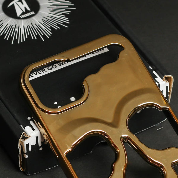 Golden Hollow Skull Design Silicone case for Apple iphone 16 Pro