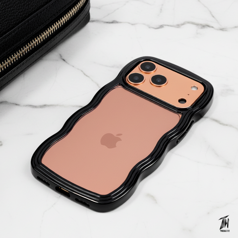 Black Zig Zag Frame  Silicon Case for Apple Iphone 17 Pro