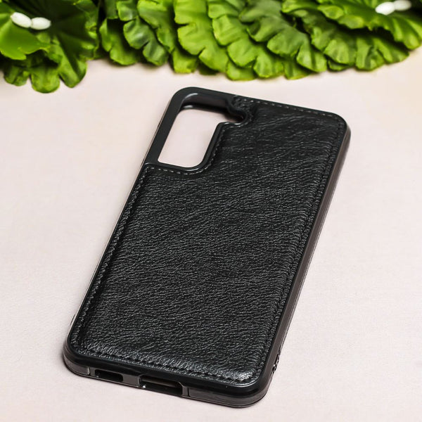 Puloka Black Leather Case for Samsung S22 5G