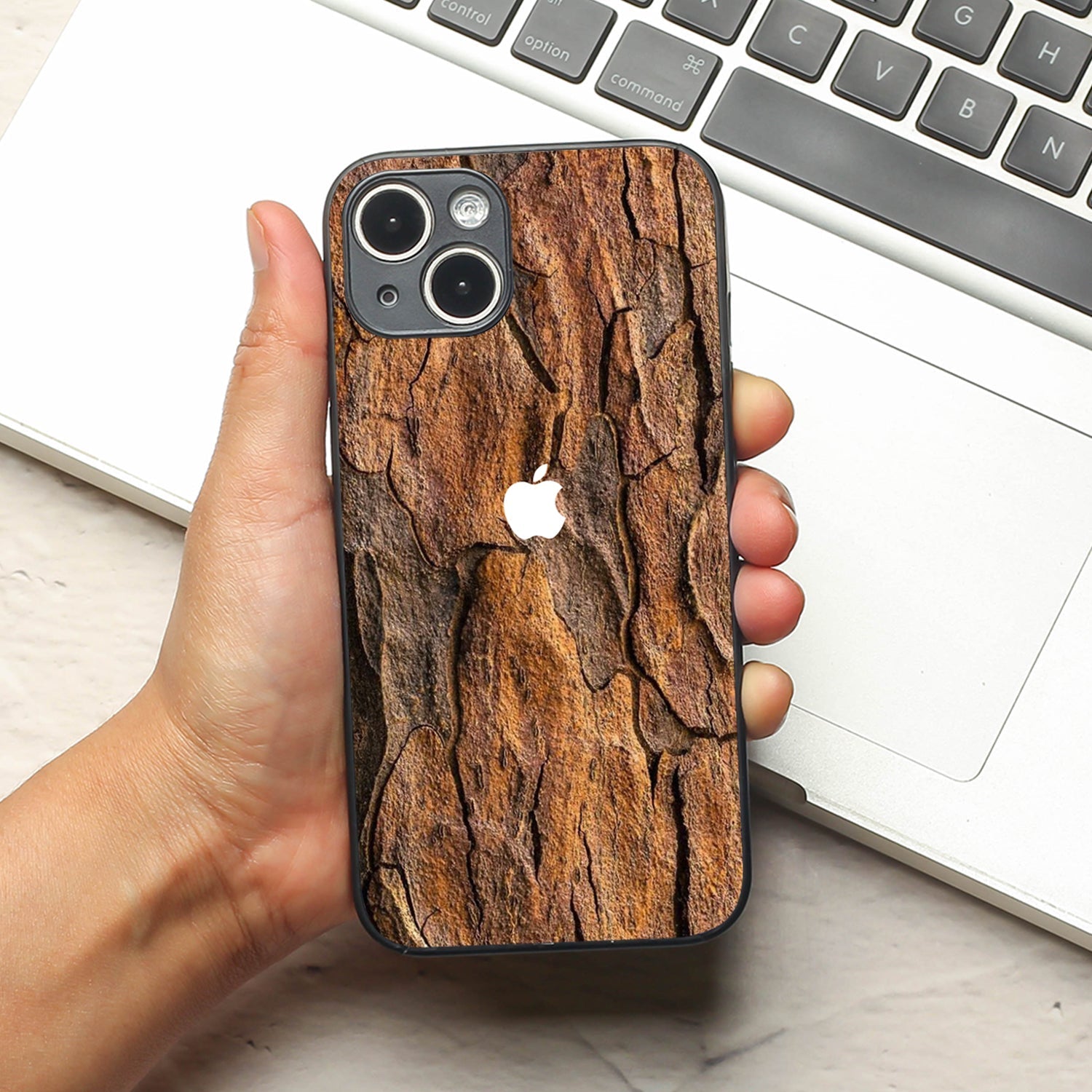 Wavy Grain metal back case for Apple Iphone 15 Plus