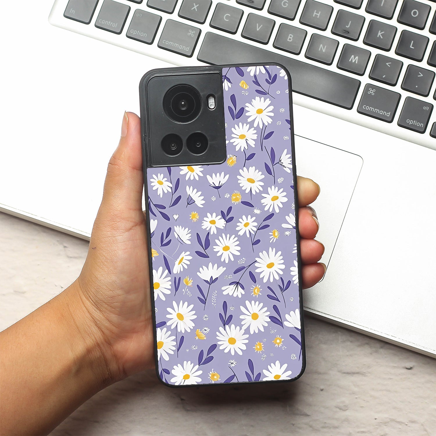 Lavender Daisies metal back case for Oneplus 10R