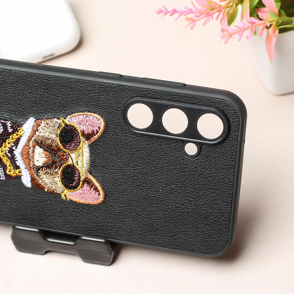 Black Leather Brown Bulldog Camera Ornamented for Samsung S23 FE - The Hatke