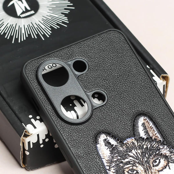 Black Leather Brown Fox Ornamented for Oneplus Nord 3 - The Hatke