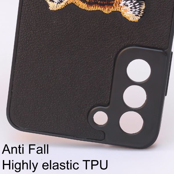 Black Leather Yellow Lion Camera Ornamented for Samsung S22 - The Hatke