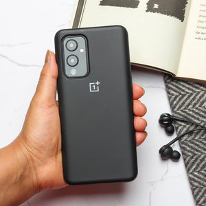 Black Original Silicone case for Oneplus 9 - The Hatke