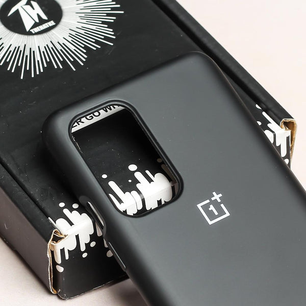 Black Original Silicone case for Oneplus 9 - The Hatke