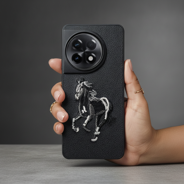 Black Leather Black White Horse OC Ornamented for Oneplus 11r