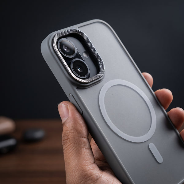 Ringmag Matte Grey case for Apple iphone 17