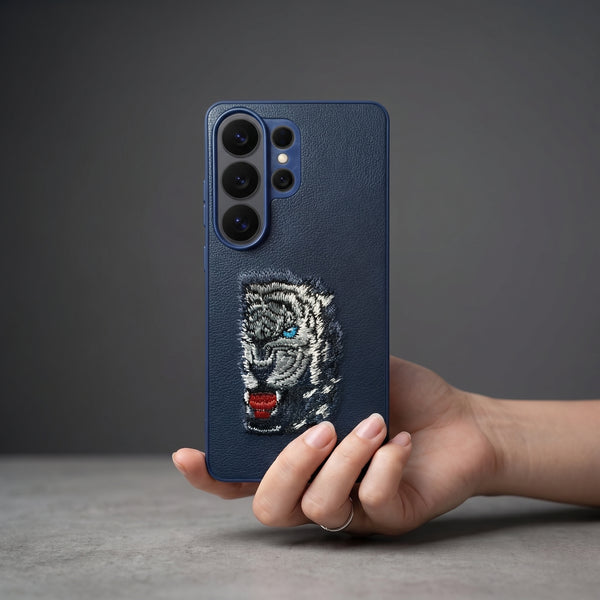 Blue Leather Blue Lion OC Ornamented for Samsung S26 Ultra