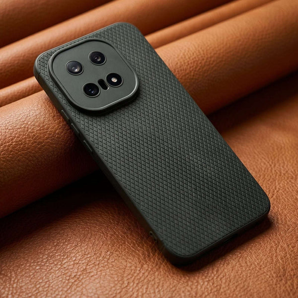 Black Line Wave Silicone Case for iQOO 15