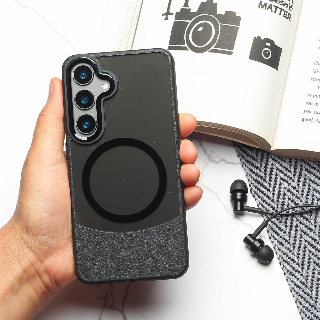 Maruti Black Magsafe case for Samsung S24