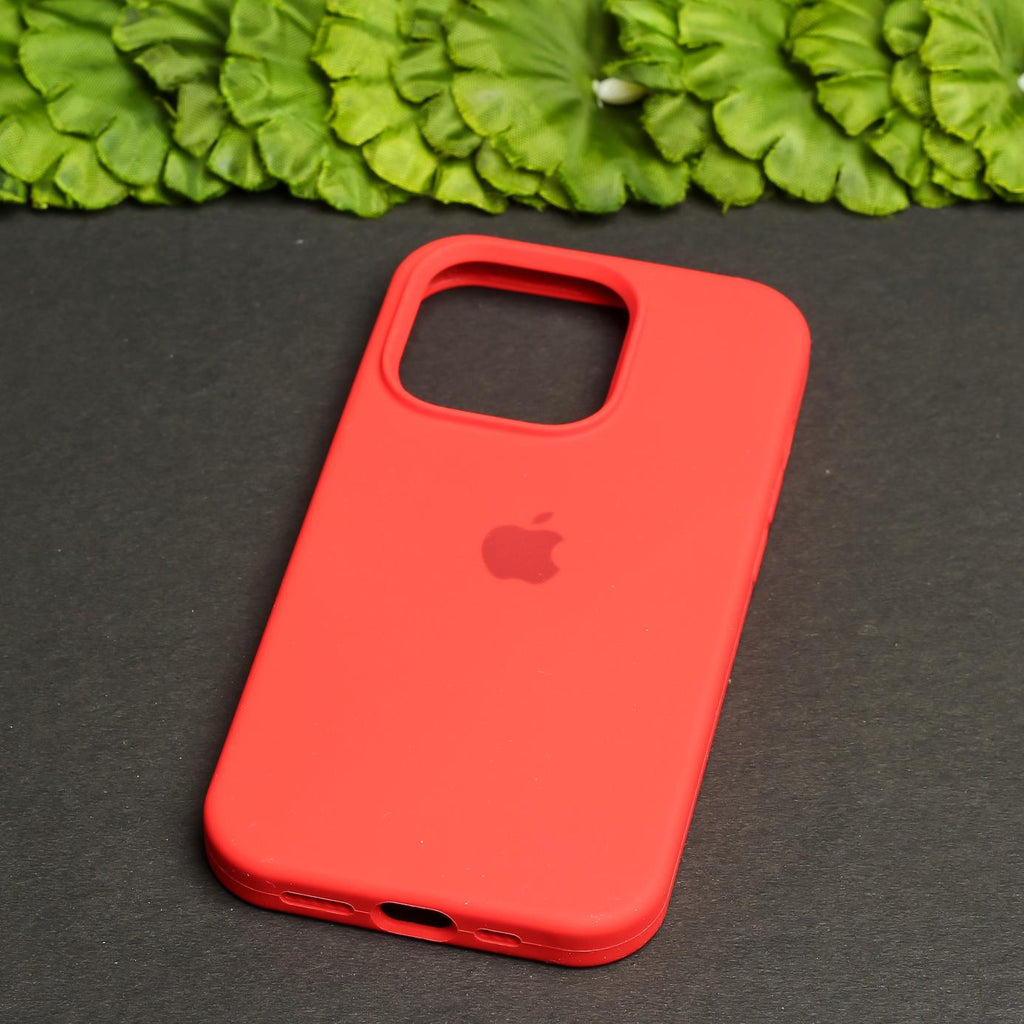 Red Original Silicone case for Apple iphone 15 Pro – The Hatke Red Original Silicone case for Apple iphone 15 Pro – The Hatke