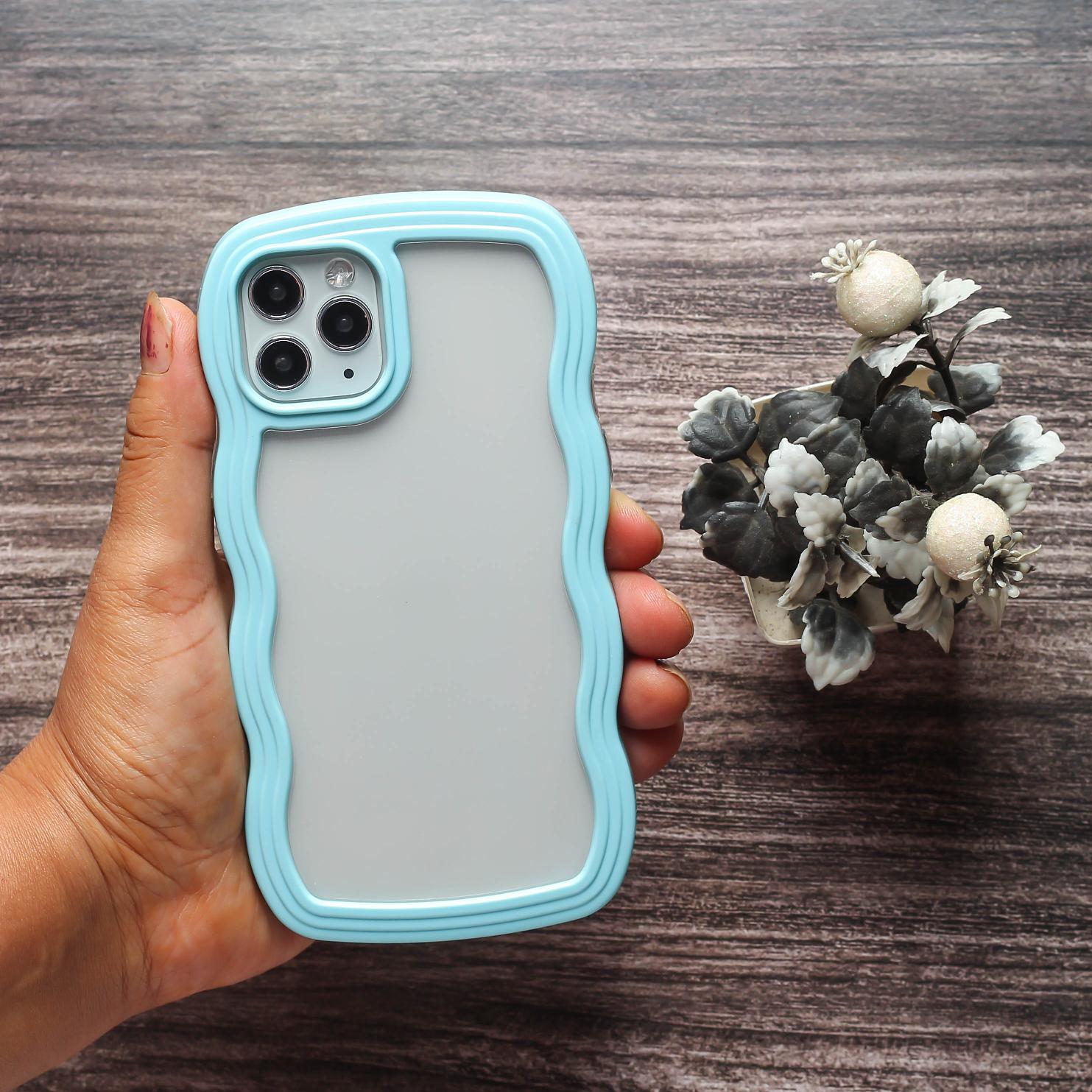 Light Blue Zig Zag Frame  Silicon Case for Apple Iphone 14 Pro Max