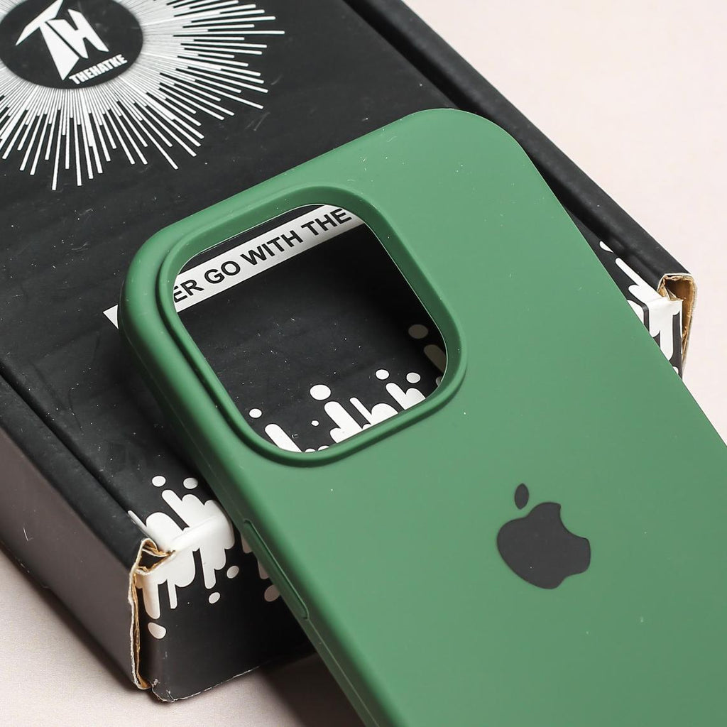Dark Green Original Silicone case for Apple iphone 14 Pro Max – The Hatke Dark Green Original Silicone case for Apple iphone 14 Pro Max – The Hatke
