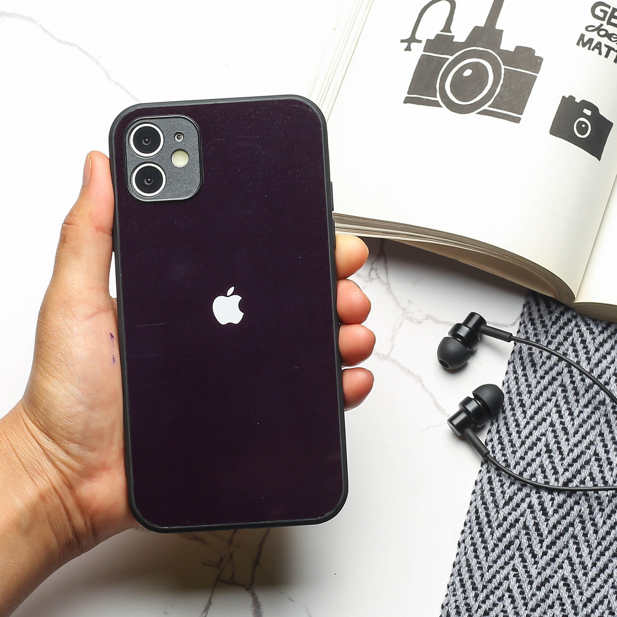 Black metal back case for Apple Iphone 11