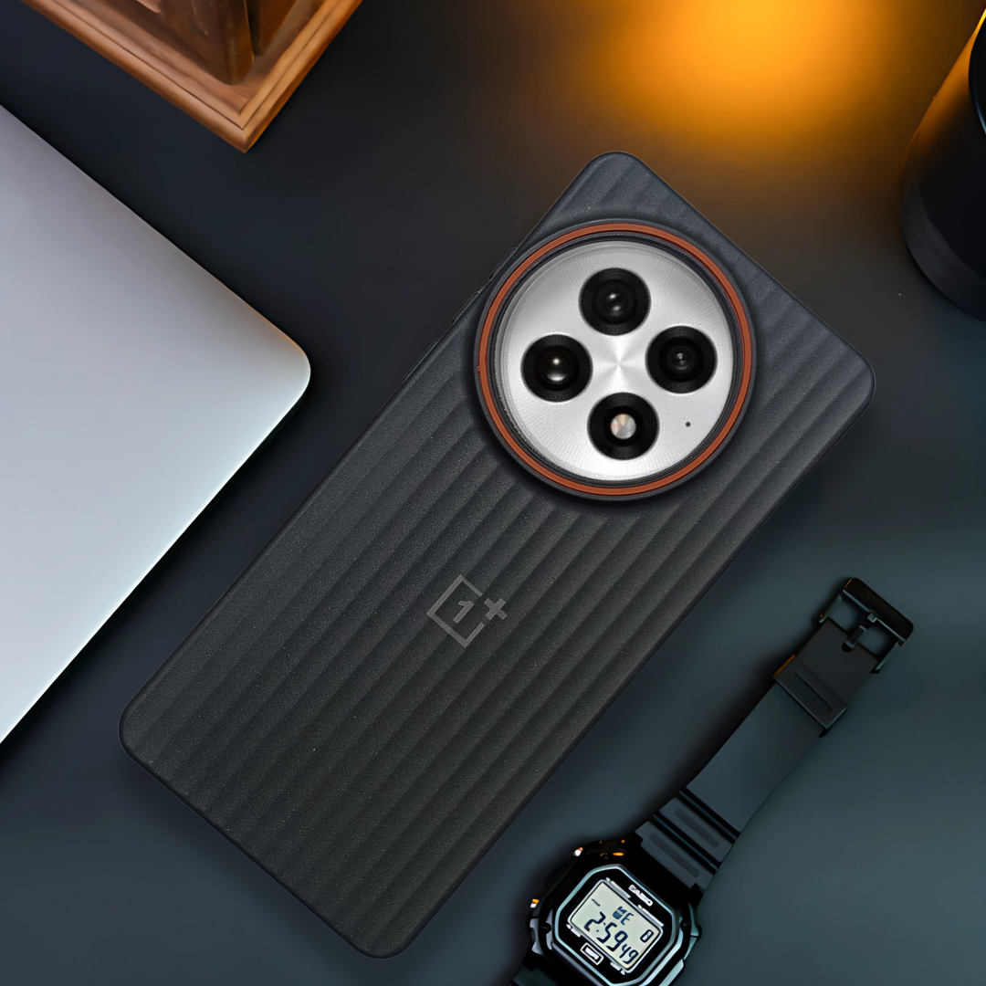 Black SleekLine Silicone Case for Oneplus 13