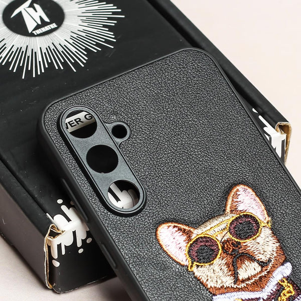 Black Leather Brown Bulldog Camera Ornamented for Samsung S23 FE - The Hatke