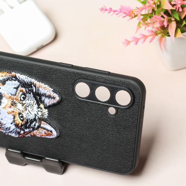 Black Leather Brown Fox Camera Ornamented for Samsung S23 FE - The Hatke