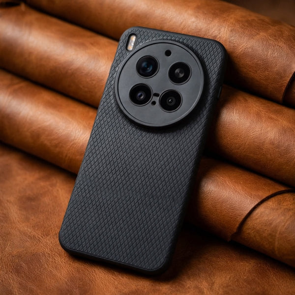Black Line Wave Silicone Case for Vivo X300 Pro - The Hatke