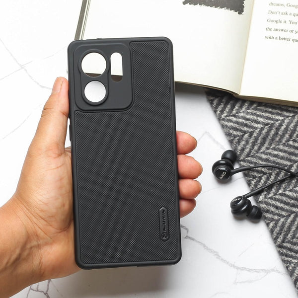 Black Niukin Silicone Case for Motorola Edge 40 - The Hatke