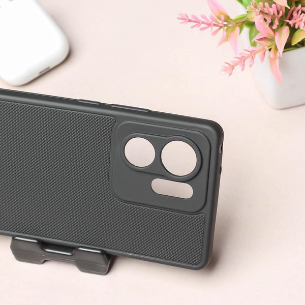 Black Niukin Silicone Case for Motorola Edge 40 - The Hatke