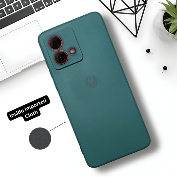 Dark Green Candy silicone Case for Motorola G84 - The Hatke