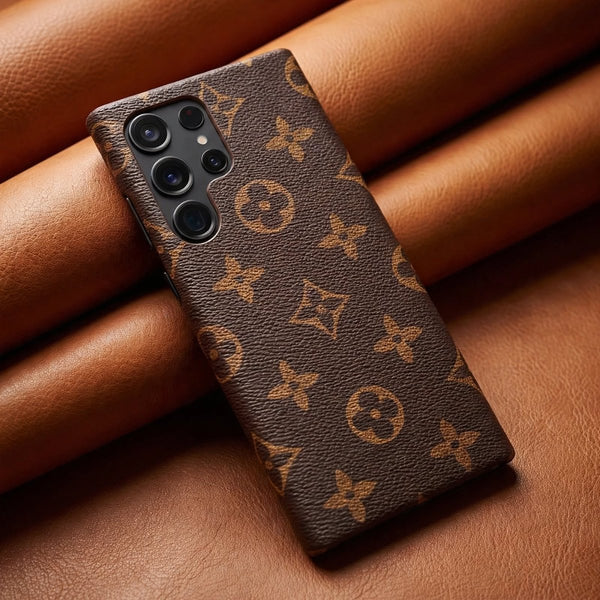 Design L3 Brown Silicone case for Samsung S22 Ultra - The Hatke