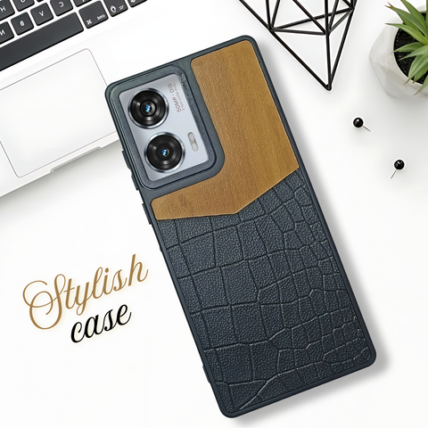 WoodTouch Brown Case for Motorola Edge 50 Fusion