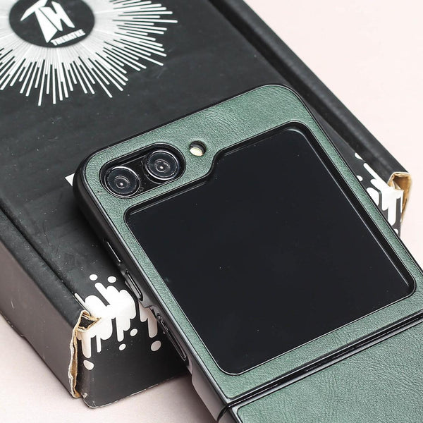 Green Leather Case for Samsung Galaxy Z FLIP 6 - The Hatke