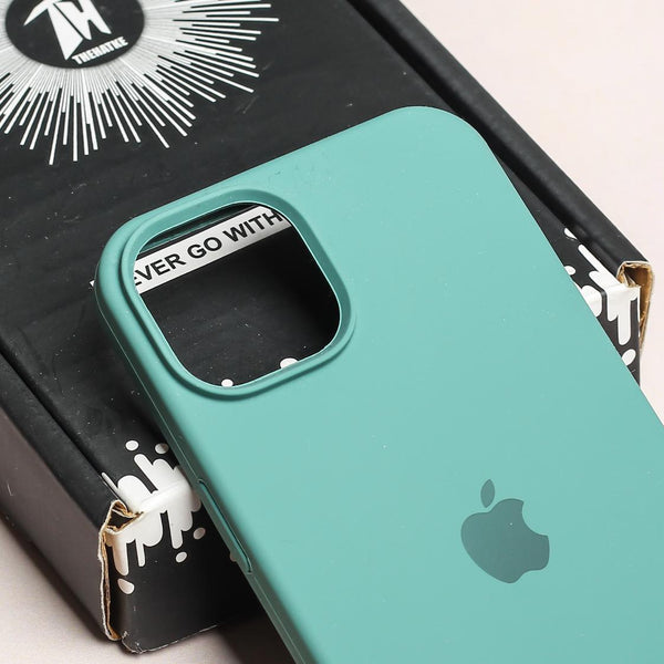 Green Original Silicone case for Apple iphone 15 Plus - The Hatke