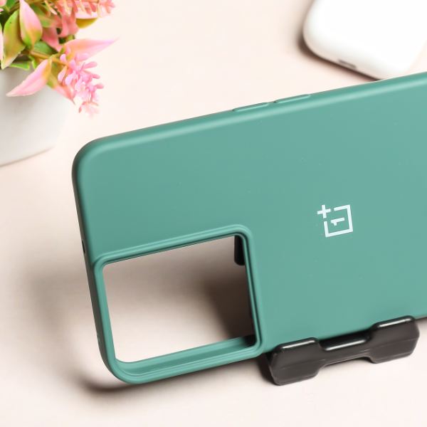 Green Original Silicone case for Oneplus 10R - The Hatke
