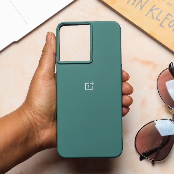 Green Original Silicone case for Oneplus 10R - The Hatke
