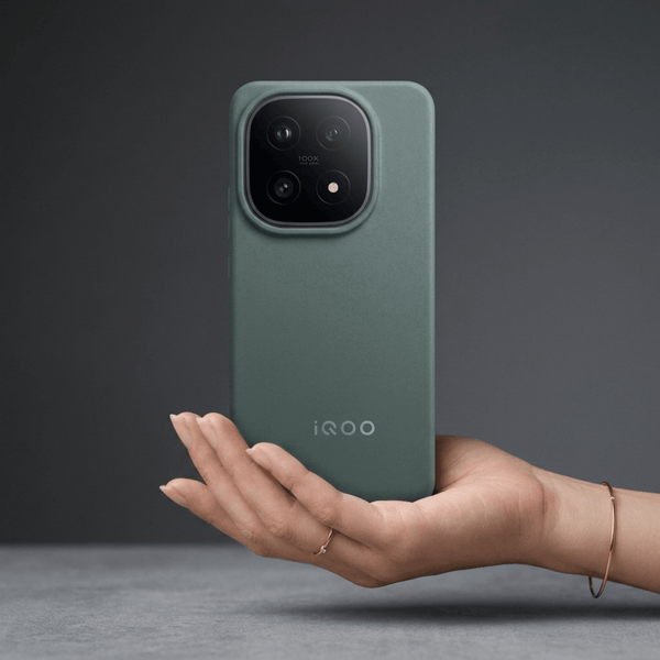 Grey Camera Original Silicone case for IQOO 15 - The Hatke