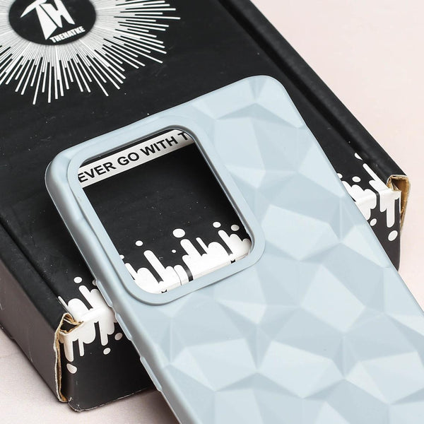 Grey Square Diamond Silicone case for Motorola Edge 40 - The Hatke
