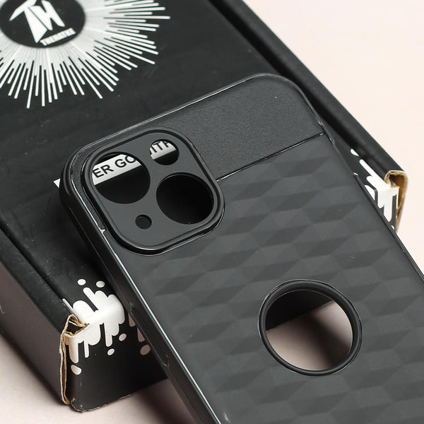 Parallex Engraved logo silicon Case for Apple Iphone 13 - The Hatke