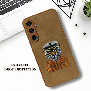 Brown Leather Captain Lion Camera Ornamented for Samsung S23 Fe