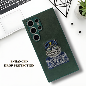 Green Leather Blue Sweater Lion Camera Ornamented for Samsung S24 Ultra